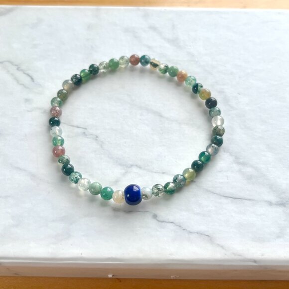 Small Earth Tone Glass Bead Elastic Bracelet - Picture 3 of 4